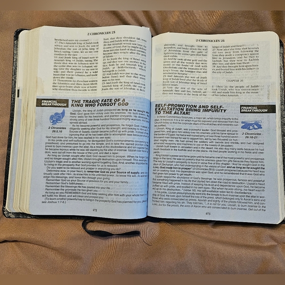 1996 Financial Breakthrough Spiritual Warfare Bible by Morris Cerullo Leather - Picture 4 of 16